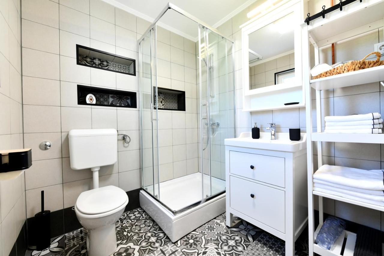 My Way Apartman I Sobe Saborsko Exterior photo